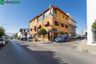 Edifici  Calle loja. Venta de restauranteasador  y vivienda en albolote juncaril