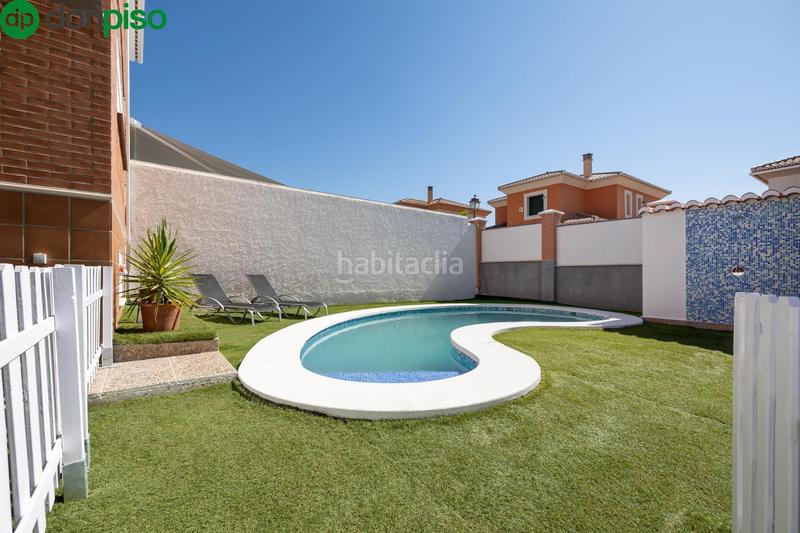 Foto 9107f22e-0965-48c5-97f1-202b8284b3e1. Casa pareada casa exclusiva en cortijo del aire en Albolote