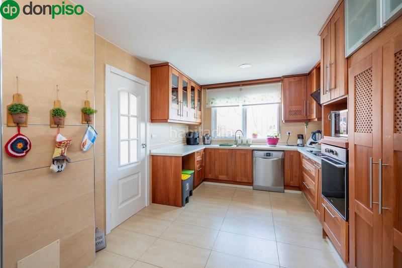 Foto a95e9f49-d980-446b-bca3-6d698cc002c9. Casa pareada casa exclusiva en cortijo del aire en Albolote