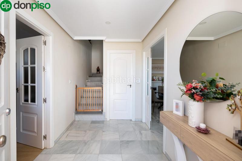 Foto beb385c2-616f-49e5-a9ab-ca3f8b1189fa. Casa pareada casa exclusiva en cortijo del aire en Albolote