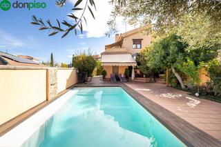 Chalet  Calle parral de zota. Casa de ensueño en ogíjares a un paso del centro de granada!