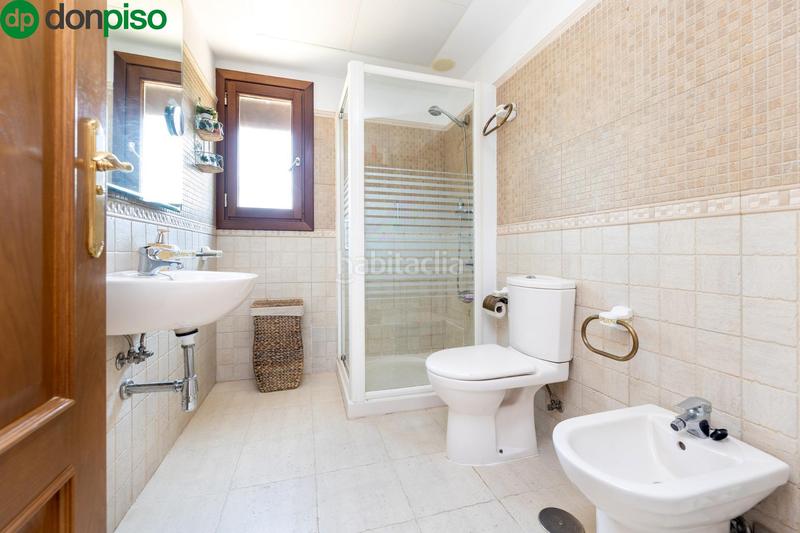 Foto 773701cb-2c88-4d33-8295-c431e1e71965. Chalet  independiente en el barrio para entrar a vivir! en Monachil
