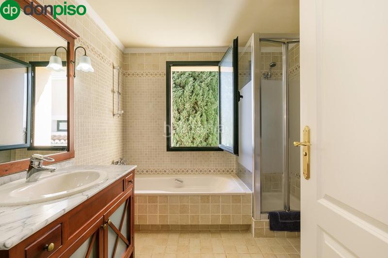 Foto c1e75d66-a936-4b5b-865f-556e94eb7342. Chalet precioso chalet independiente en el cortijo del aire. en Albolote