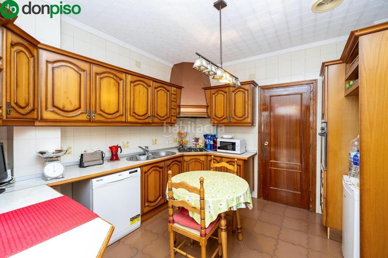 Foto fd80c100-7e8e-4d63-bfd8-78e1ba53a415. Casa adosada en Valderrubio
