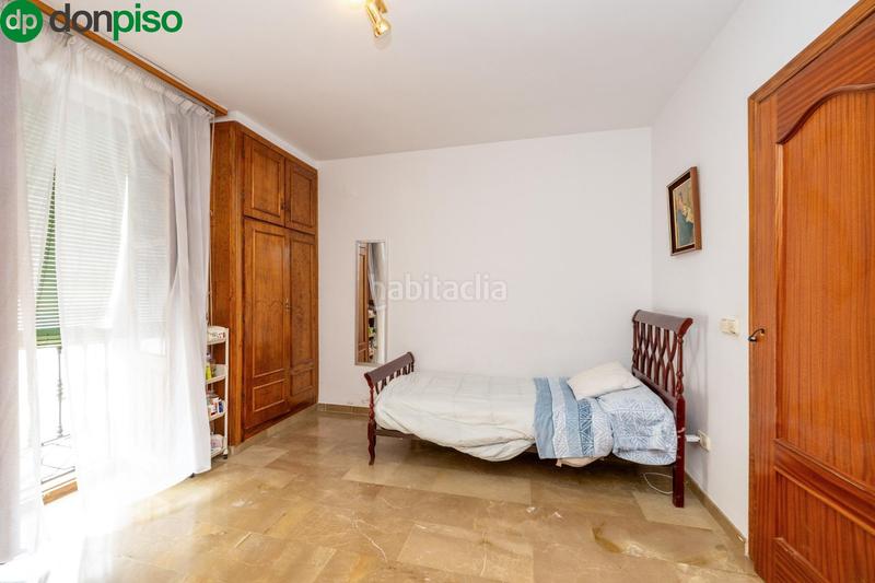 Foto a6a12011-92dc-4bd6-93ad-afda1df8f2b3. Casa adossada amb aparcament a Valderrubio