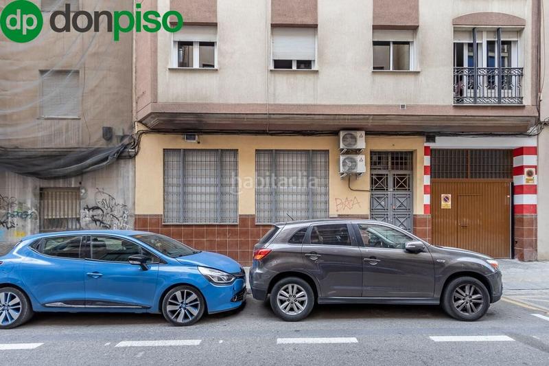 Foto 483f3baf-c549-436f-a593-75cc343eb61e. Locale commerciale in Camino de Ronda Granada