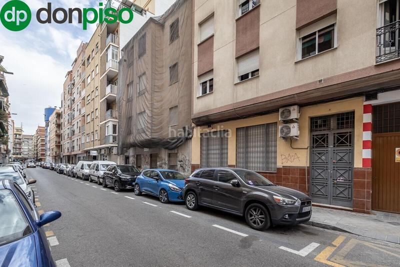 Foto a4b7ce34-d1bf-4320-9f90-cae392f4f292. Locale commerciale in Camino de Ronda Granada