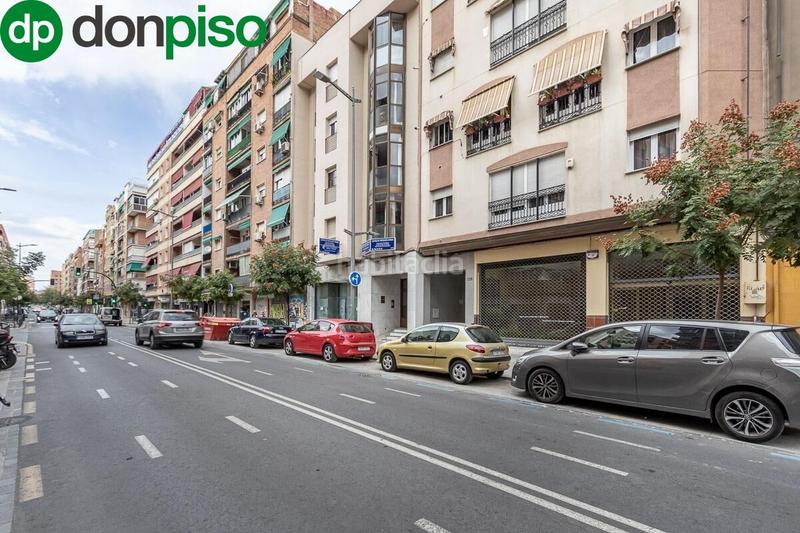 Foto d31888ee-2a84-4d50-a842-11f9bac8f4fc. Locale commerciale in Camino de Ronda Granada