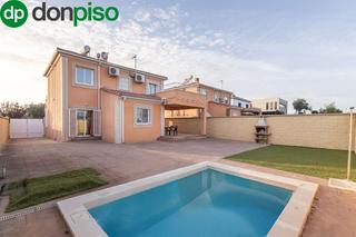 Casa  Calle venus. Precioso chalet en atarfe