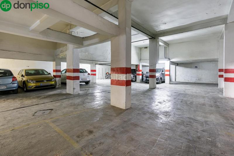 Foto c3fe1778-9aa2-408f-9469-e573e5adc13e. Parking coche en San Ildefonso Granada