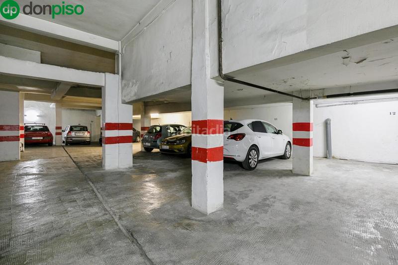 Foto 6a9e0d11-cf9c-4c03-a285-1d57ddadc87e. Autoparkplatz in San Ildefonso Granada