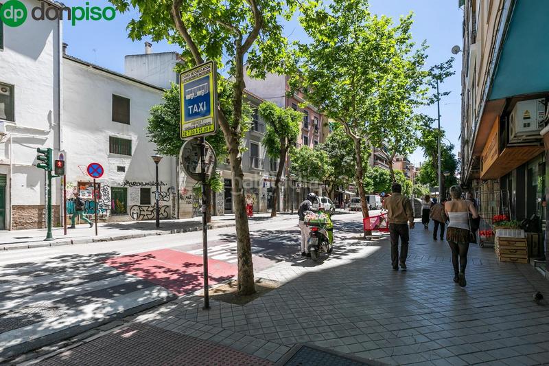 Foto e48fa17f-8454-4df6-b769-b70f32afac0e. Autoparkplatz in San Ildefonso Granada