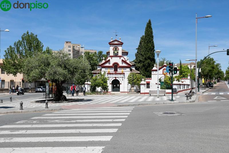 Foto aba3ffb9-2be7-48e0-a5b7-fd5b620dca4d. Posto auto in San Ildefonso Granada