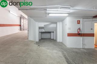 Parking coche  Calle huerto de san cecilio. Realejo zona