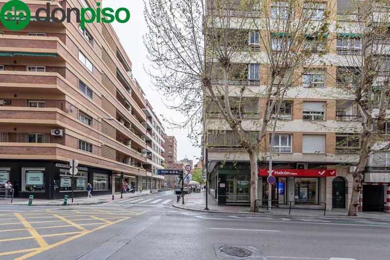 Foto 0eba6e34-be95-42c2-b0d3-722bfb8ef408. Locale commerciale in Plaza de Toros Granada