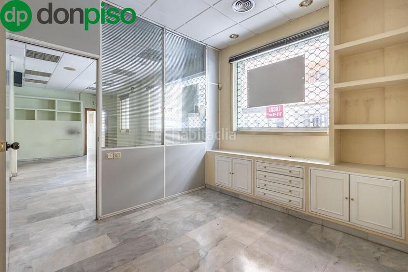 Foto 140688a2-282a-4d3b-8a46-f9d795d223e6. Locale commerciale in Plaza de Toros Granada