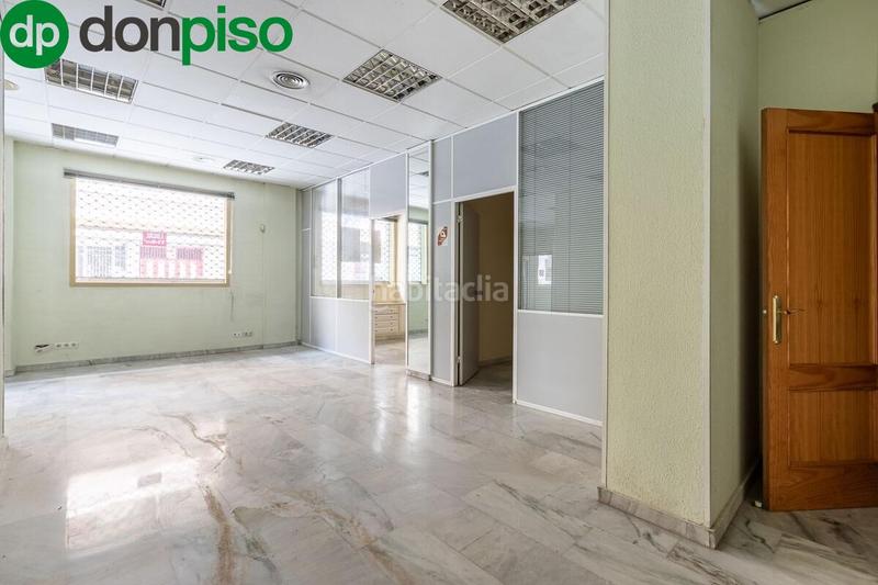 Foto 6cfc9f04-5e9a-4cef-a1ce-109ed2d1a7c9. Locale commerciale in Plaza de Toros Granada