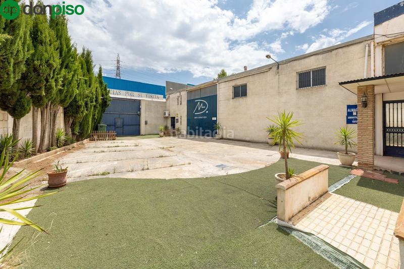 Foto 93709b5d-2f58-4593-a7ea-ef1ea86b0259. Fabrikhalle mit heizung in Atarfe