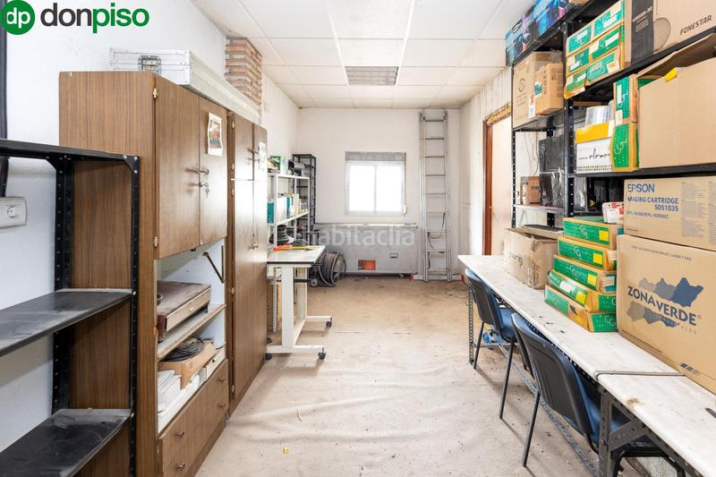 Foto 9f771008-b2d1-49a8-aa13-eb61ed99512c. Fabrikhalle mit heizung in Atarfe