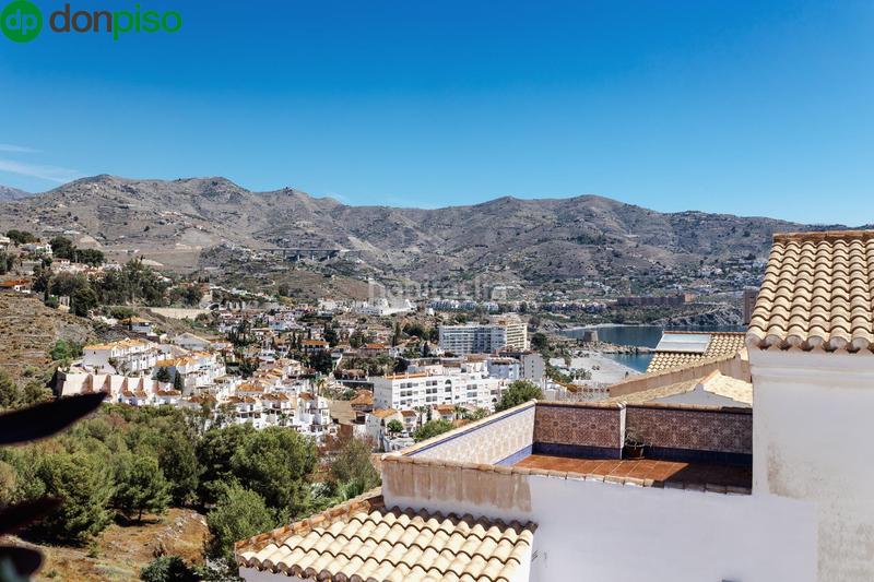 Foto 12cf30ac-98cf-4201-a43f-1faf4662043d. Dúplex preciosa casa en velilla con vistas despejadas en Almuñécar