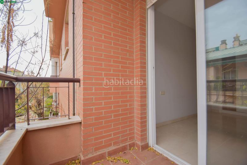 Foto 2f51201a-39c9-4a44-8763-e780f6778ab4. Penthouse with heating parking in Camino de los Neveros - Serrallo Granada