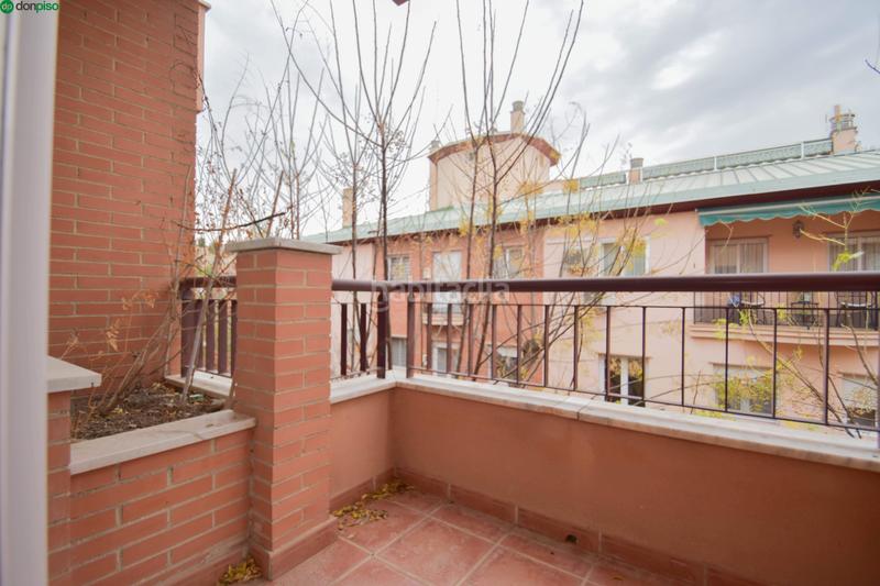 Foto 6228305c-f567-474c-934d-a640ccc352c5. Penthouse with heating parking in Camino de los Neveros - Serrallo Granada