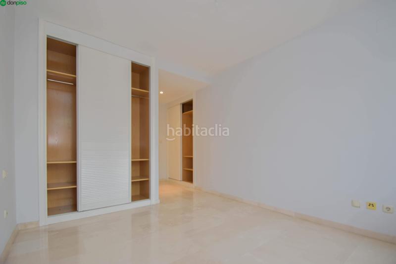 Foto ebd8433c-6a0c-4e9d-81c2-f2d4a220aad3. Penthouse with heating parking in Camino de los Neveros - Serrallo Granada