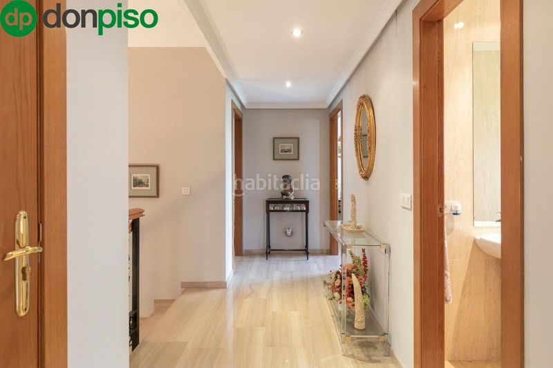 Foto 6a903000-e664-4f33-a2d7-48b56d2d1935. Casa villa de lujo en huetor en Huétor Vega