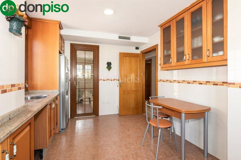 Foto 938c2e24-0625-4b5c-957d-c825cbf7a42c. Casa villa de lujo en huetor en Huétor Vega