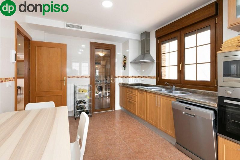 Foto ca60f7ab-2fd2-42ff-965f-d890c44e0e97. Casa villa de lujo en huetor en Huétor Vega