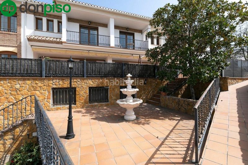 Foto e96f37df-d3b7-4ace-a67a-185888302491. Casa villa de lujo en huetor en Huétor Vega
