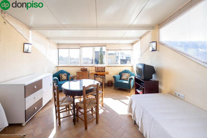 Foto a2a842cf-8a91-4628-8472-b4234c30c312. Casa adosada espectacular casa ubicada en el exclusivo barrio de albayda, diseñada con una distribución funcional en Granada