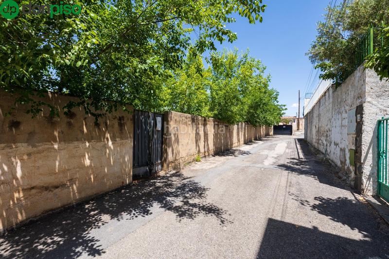 Foto f4d26225-d010-4ec7-b807-1daa817d99f4. Wohngrundstück in Barrio de la Vega Monachil