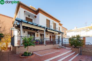 Chalet  Calle de bruselas. Maravillosa casa independiente con jardin y piscina en zona almi