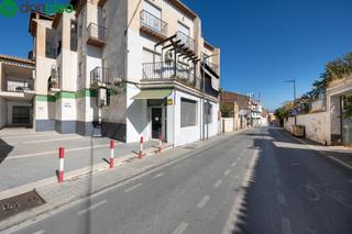 Local Comercial  Avenida de carmen morcillo. Local céntrico en la carretera de granadagojar