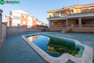 Casa  Calle paraguay. Vive en una casa independiente con piscina y todas las comodidad