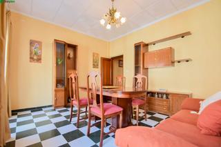 Maison jumelée  Calle de las eras bajas. Gran casa para invertir o entrar a vivir, solo 70.000
