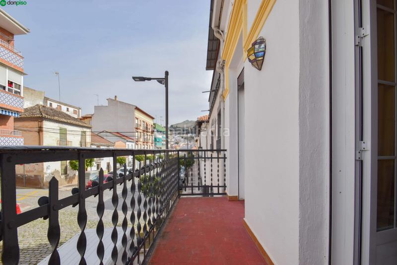 Foto ccaee0a4-8d74-443b-b8e2-eab625d860b0. Casa pareada gran casa para invertir o entrar a vivir, solo 70.000 en Pinos Puente