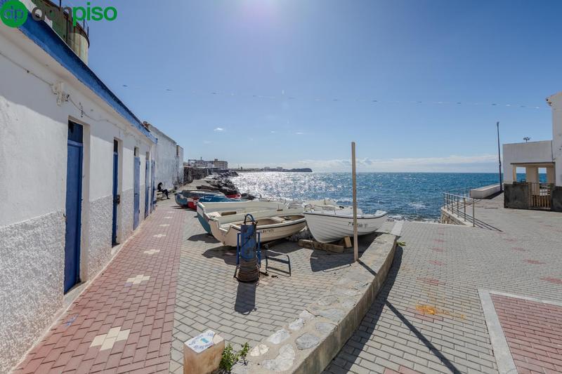 Foto 8aa650a7-1bcc-4ec4-b7af-be7901a44086. Casa a schiera con riscaldamento in La Caleta - La Guardia Salobreña