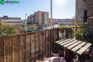 Pis  Avenida de madrid. Maravilloso piso de 3 dormitorios con terraza en avd madrid