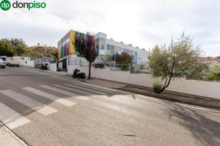 Terreny residencial a Aben humeya 4. Terreno urbano de 1600 metros unifamiliar para realizar hasta 6