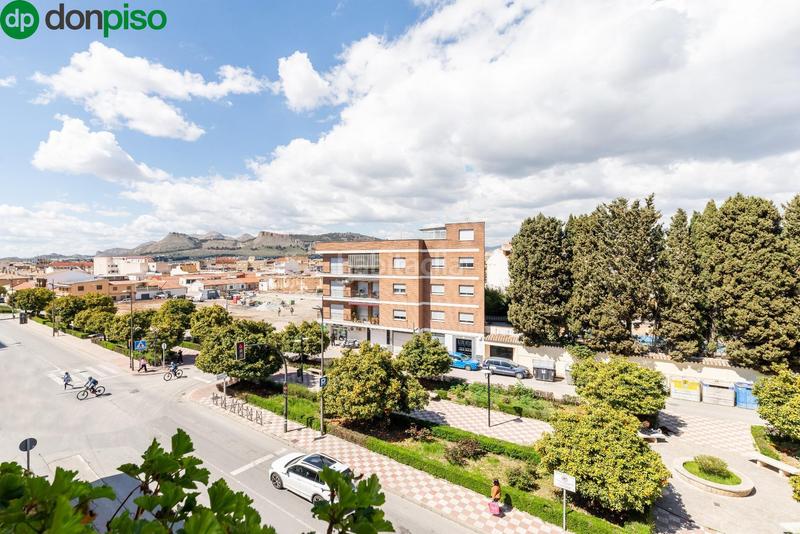 Foto 159634c4-2b2a-4f86-b6aa-a8e51fb8501a. Piso en reyes catolicos 9 impresionate piso muy luminoso y reformado en Albolote