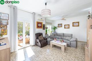 Appartement à Circunvalacion encina. Luminoso piso de tres dormitorios en la chana.