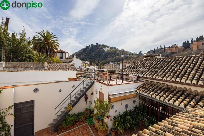 Foto 449e771b-4fdd-4209-b68c-ec2ba3e83bb7. Casa gran casa en albaicín bajo. en Barrio de Albaicín Granada