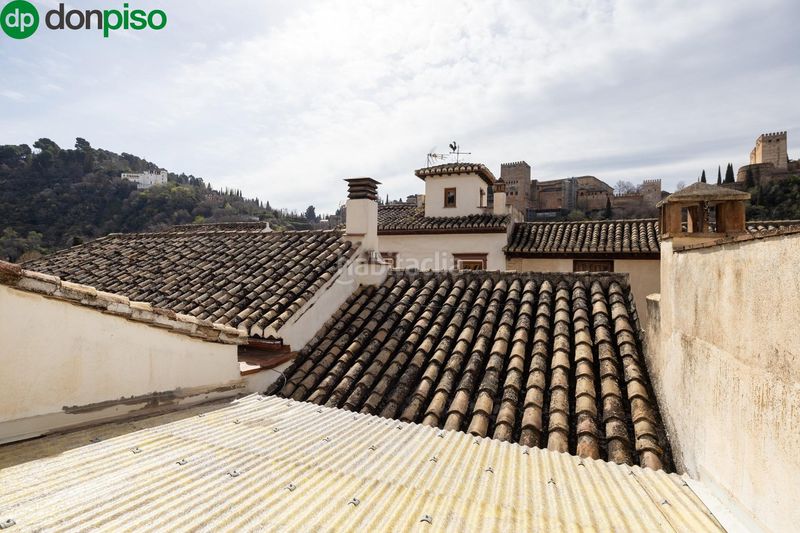 Foto a1ab0e6d-688c-4ca7-8f0a-dfc76b8ef407. Casa gran casa en albaicín bajo. en Barrio de Albaicín Granada
