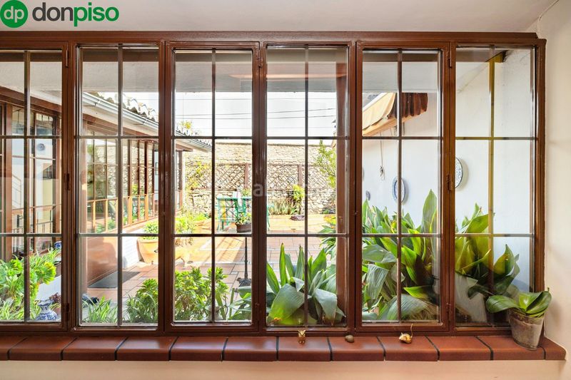 Foto cef4ef69-ed69-4de7-bed8-f3cacbec0179. Casa gran casa en albaicín bajo. en Barrio de Albaicín Granada