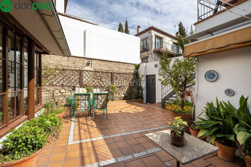 Foto f4890e0d-3e32-4118-a32a-2502dbbfa0e6. Casa gran casa en albaicín bajo. en Barrio de Albaicín Granada