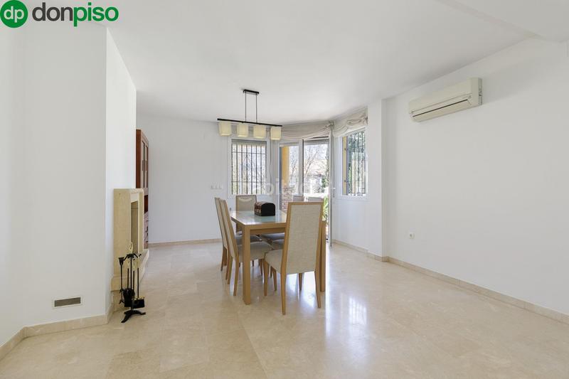 Foto 68fcd263-d15a-4b30-a05c-8675dd273daf. Casa en ramon j.sender 1 el hogar que estabas buscando!!! aquí está!!! en la zubia. en Zubia (La)