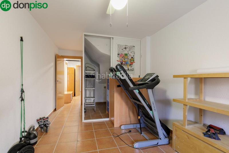 Foto ada50a1f-4f79-47b4-b9aa-b5956d63a796. Casa en ramon j.sender 1 el hogar que estabas buscando!!! aquí está!!! en la zubia. en Zubia (La)