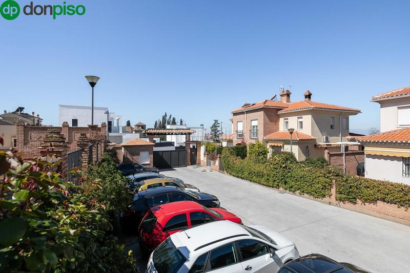 Foto e68e70f0-cafb-4a88-8d60-83d22f099052. Casa en ramon j.sender 1 el hogar que estabas buscando!!! aquí está!!! en la zubia. en Zubia (La)